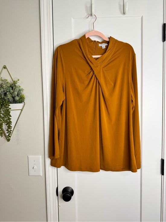 Susan Graver Tops - Susan Graver Caramel Twist Front Top